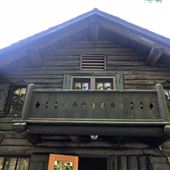 Bentleyville - Look About Lodge
