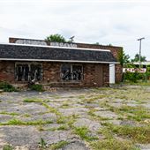 Cleveland-Perkins Garage/Warehouse