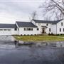 Chagrin Falls-Chagrin Falls Farmhouse