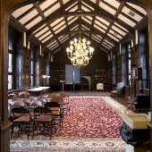 Downtown Cleveland - Green Briar Suite