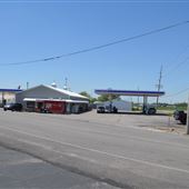 Clyde - Gas Station