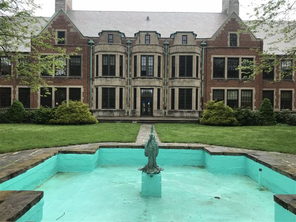 Shaker Heights - Hathaway Brown School