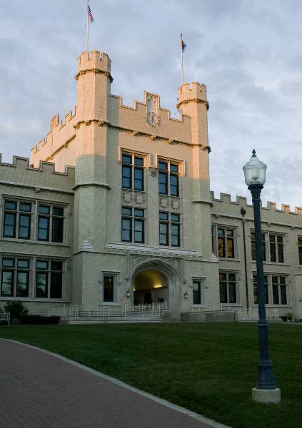 Foster - Kauke Hall (College of Wooster)
