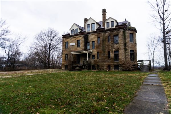 Ohio City - Franklin Castle